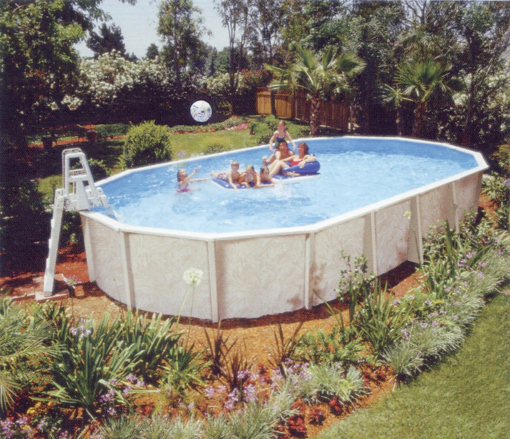 Doughboy 'Regent' Swimming Pool